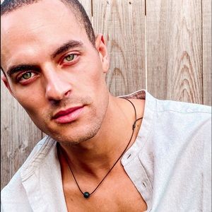 Meet your Posher, Shawn